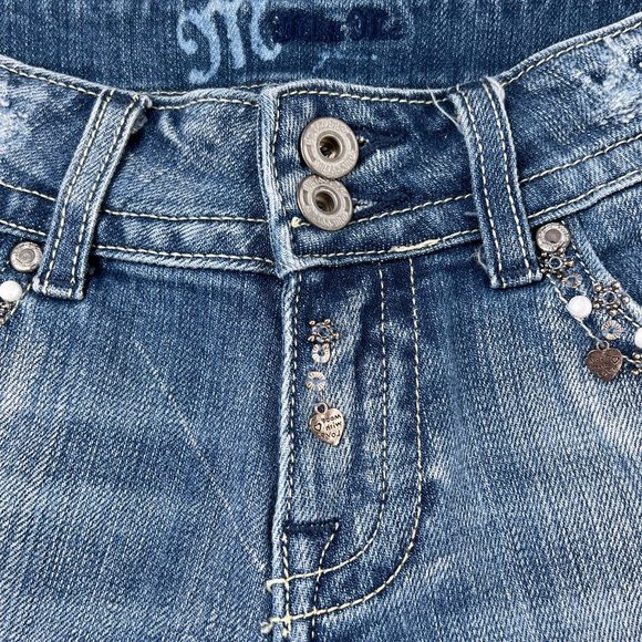Miss Me Heart Charm Embellished Low Rise Blue Denim Cropped Capri Jeans Size 25 - Picture 8 of 12